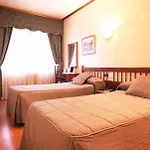 America Hotel 2*